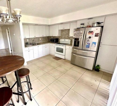 314-8650 Sw 133rd Avenue Rd, Miami, FL, 33183-5327 | Card Image