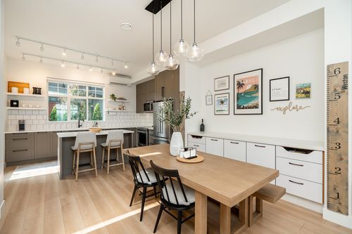 50-3552 Victoria Dr, Coquitlam, BC, V3E0N7 | Card Image