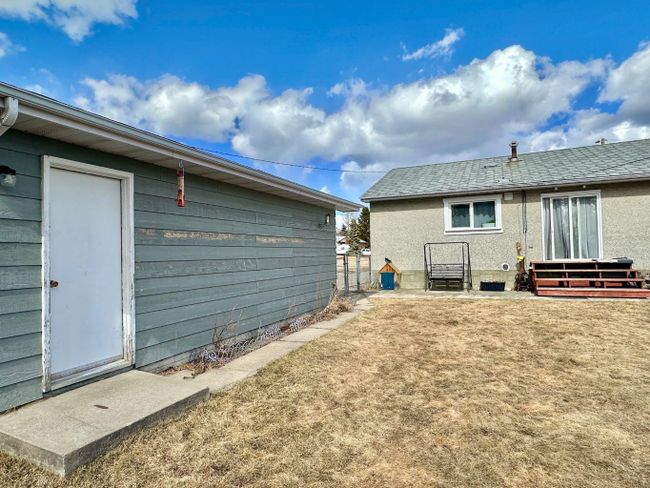 4823 Ravine Drive, Home with 3 bedrooms, 1 bathrooms and 4 parking in Swan Hills AB | Image 32