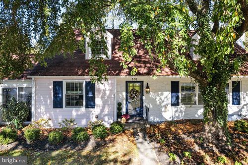 301 Bradshaw Ave, HADDONFIELD, NJ, 08033-4001 | Card Image