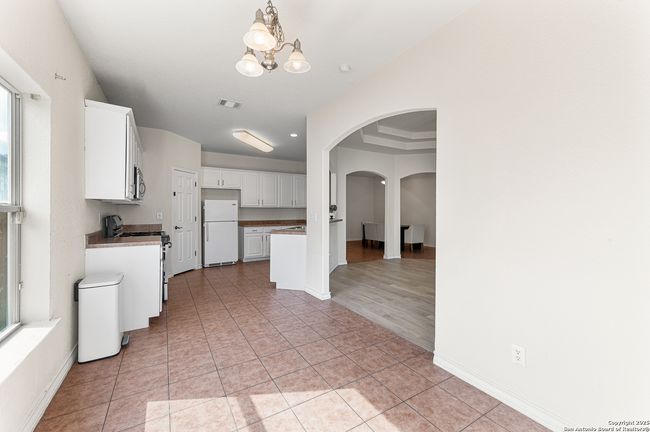7619 Bit Cir, House other with 3 bedrooms, 2 bathrooms and null parking in Elmendorf TX | Image 10