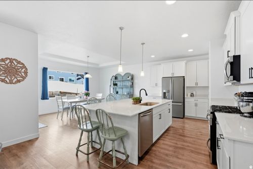 1155 S Red Barn View Dr, Santaquin, UT, 84655-8345 | Card Image