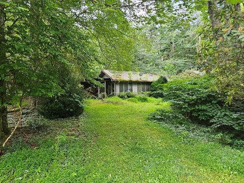 106 Hosta Ln Sw, Meadows of Dan, VA, 24120-3977 | Card Image