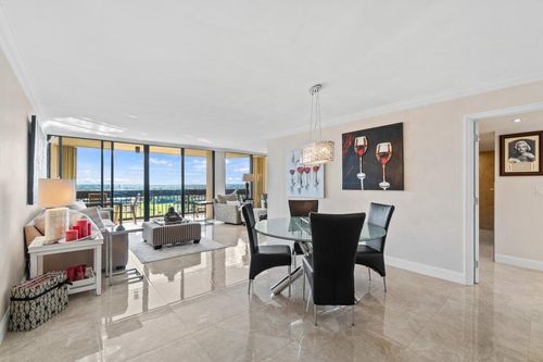 1906-2400 Presidential Way, West Palm Beach, FL, 33401-1327 | Card Image