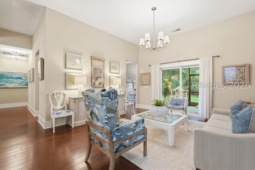 8 Dovetree Ln, Bluffton, SC, 29910-5607 | Card Image