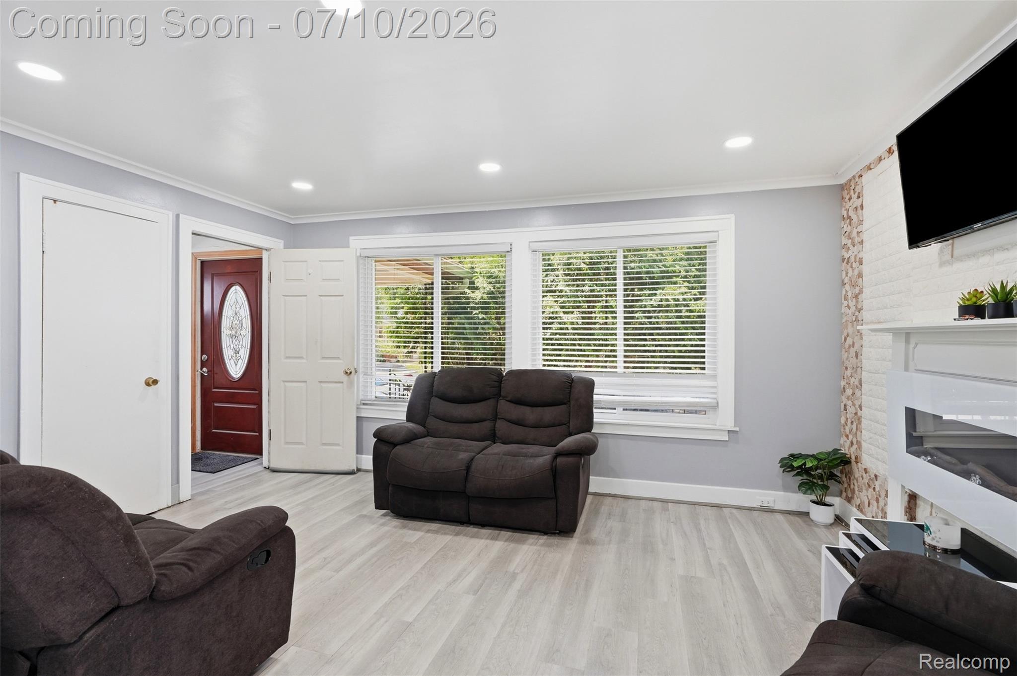 Residential Income in Dearborn 5