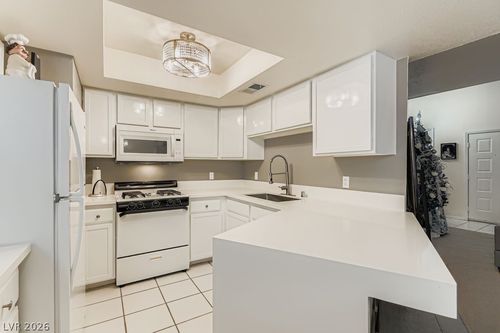 534 Sellers Pl, Henderson, NV, 89011-5353 | Card Image