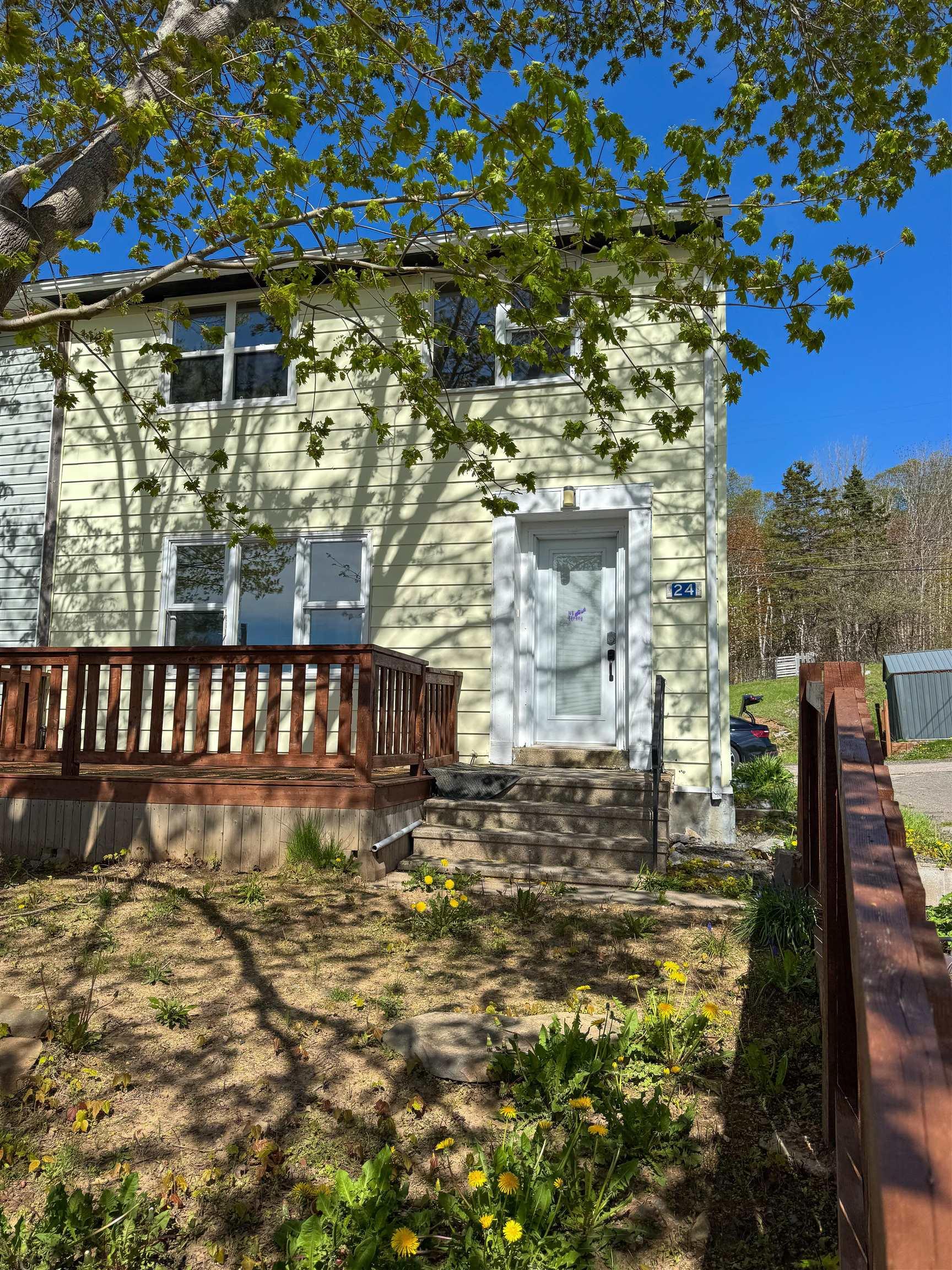 Residential in Cornwallis Park 3