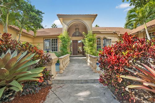 5328 E Leitner Dr, Coral Springs, FL, 33067-2045 | Card Image