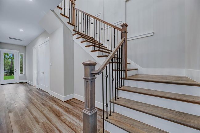 46 Dobbs View Ln, House other with 3 bedrooms, 3 bathrooms and 2 parking in Spring TX | Image 6