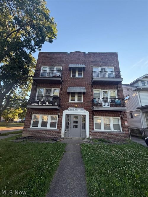 2-3438 Bosworth Rd, Cleveland, OH, 44111-6020 | Card Image