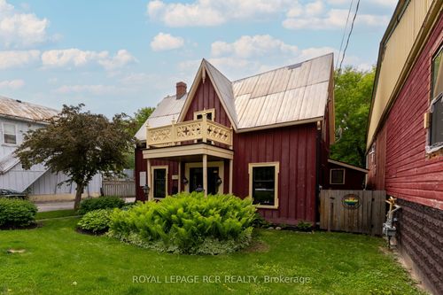 349 Main St, King, ON, L0G1T0 | Card Image