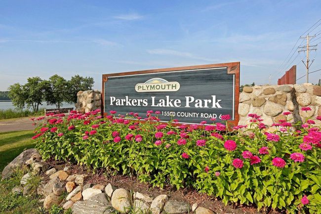 1021 Yuma Ln N, Townhouse with 2 bedrooms, 2 bathrooms and null parking in Plymouth MN | Image 24