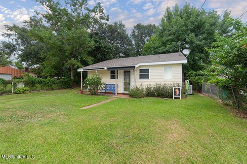 410 Saint Jude St, Waveland, MS, 39576-3432 | Card Image