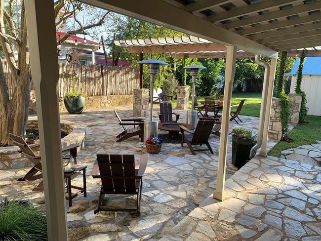 125 W San Antonio St, Home with 2 bedrooms, 3 bathrooms and 2 parking in Fredericksburg TX | Image 46