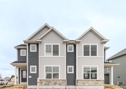 1077 Tundra Ave, OREGON, WI, 53575-8909 | Card Image