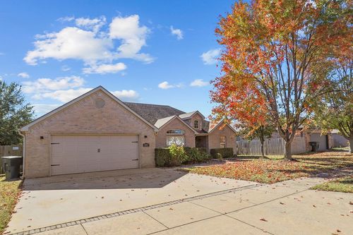 4007 W Song Bird Pl, Fayetteville, AR, 72704-7093 | Card Image
