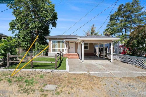 817 Vine Ave, Martinez, CA, 94553-3419 | Card Image