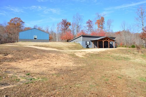 351 Hurricane Creek Rd, Linden, TN, 37096-6454 | Card Image