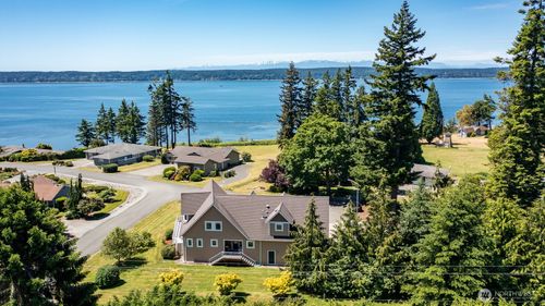 3425 Rose Ln, Camano Island, WA, 98282-8251 | Card Image