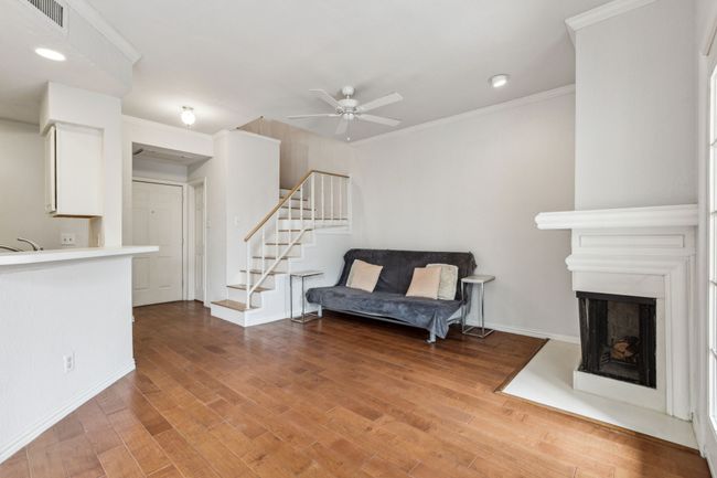 APT-2230 - 5325 Bent Tree Forest Dr, Townhouse with 1 bedrooms, 2 bathrooms and null parking in Dallas TX | Image 9
