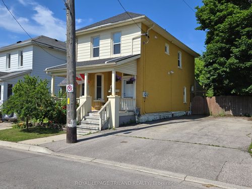 upper-unit-104 Flora St, Saint Thomas, ON, N5P2X6 | Card Image