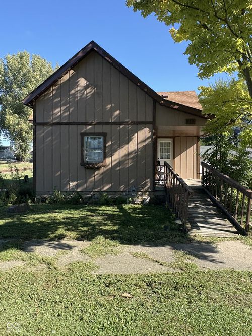 638 W 8th St, Rushville, IN, 46173-1003 | Card Image