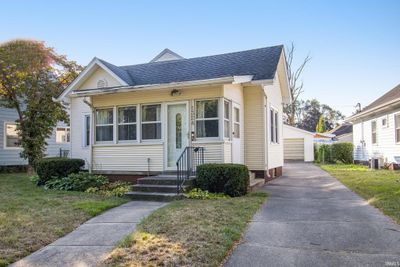 1324 Belmont Avenue, House other with 2 bedrooms, 1 bathrooms and null parking in South Bend IN | Image 2