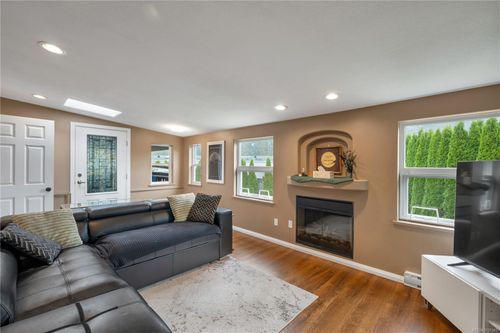 81-5250 Beaver Harbour Rd, Port Hardy, BC, V0N2P0 | Card Image