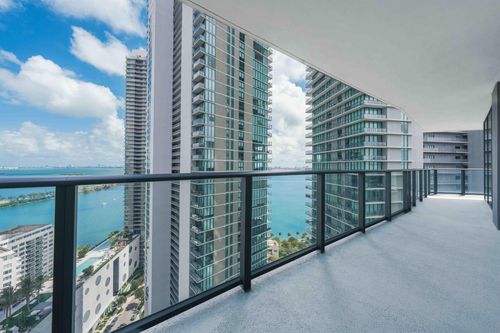 2506-501 Ne 31st St, Miami, FL, 33137-4490 | Card Image
