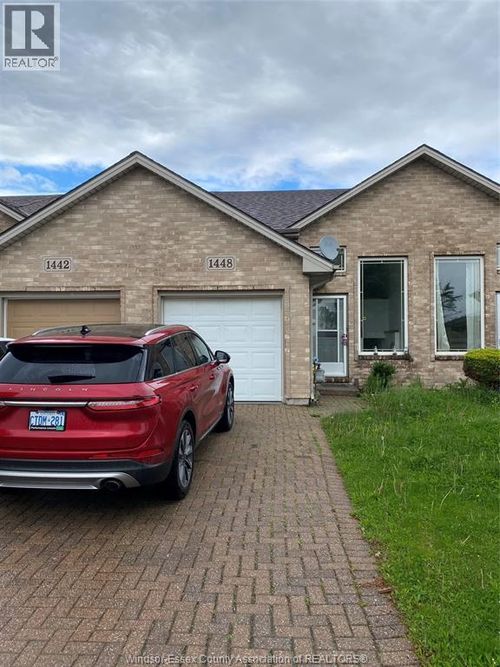 {{alt}} | Card Image