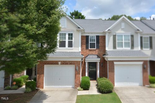 8412 Pilots View Dr, Raleigh, NC, 27617-8716 | Card Image