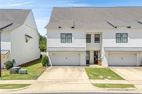 611 Cameron Ct, AUBURN, AL, 36830-2998 | Card Image