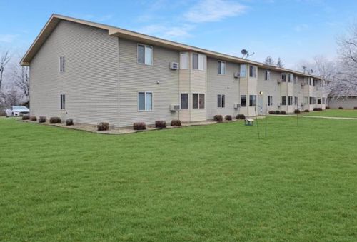 207-150 Coleman Avenue E, Eden Valley, MN, 55329 | Card Image