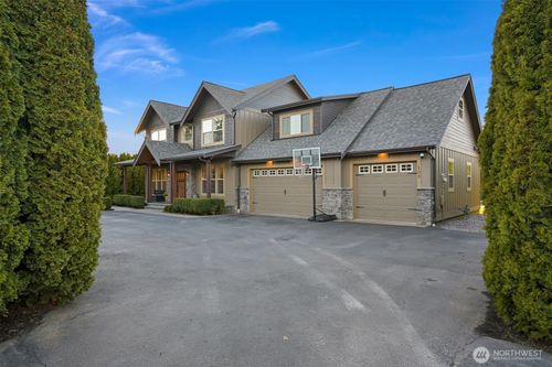 109 W 2nd Street, Nooksack, WA, 98276 | Card Image