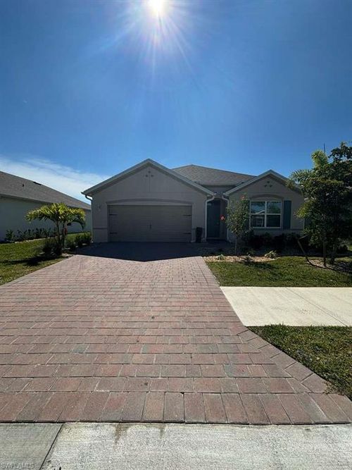 20261 Camino Torcido Loop, NORTH FORT MYERS, FL, 33917-8149 | Card Image