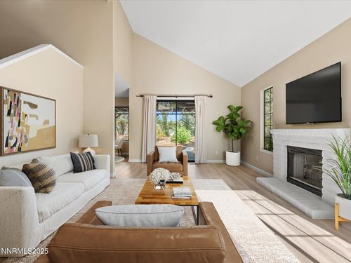 5721 Royal Vista Way, Reno, NV, 89523-1594 | Card Image