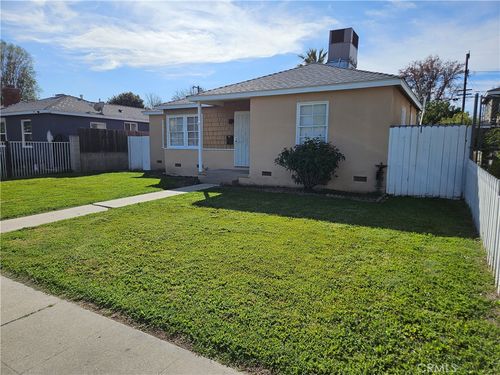 6907 White Oak Ave, Reseda, CA, 91335-4819 | Card Image
