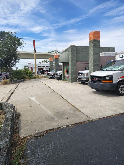 4902 S Manhattan Ave, TAMPA, FL, 33611-3400 | Card Image