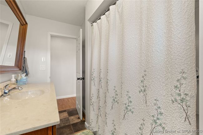 1110 W Helton Rd, Home with 3 bedrooms, 3 bathrooms and null parking in Scottsburg IN | Image 46