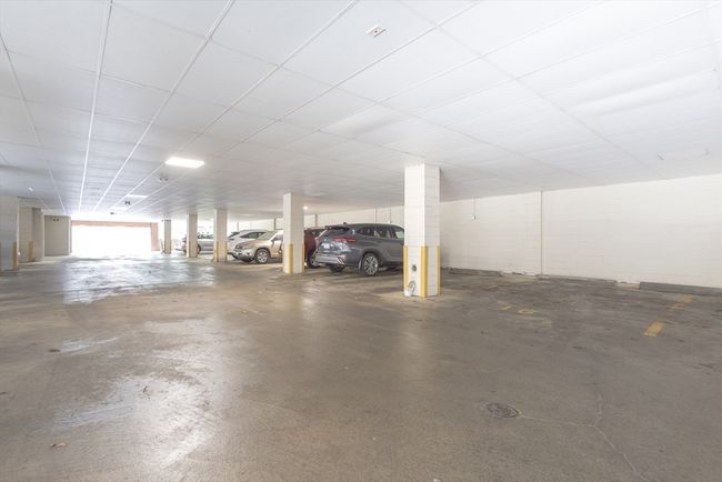 APT-206 - 666 Main St, Condo with 2 bedrooms, 2 bathrooms and 1 parking in Winchester MA | Image 23