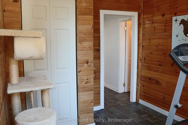31 Yonge St S, House other with 4 bedrooms, 2 bathrooms and 4 parking in Tara ON | Image 39