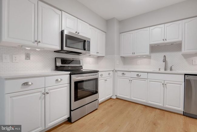 7267 Olde Lantern Way, Townhouse with 3 bedrooms, 4 bathrooms and null parking in SPRINGFIELD VA | Image 15