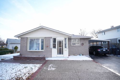 67 Sutherland Ave, Brampton, ON, L6V2H6 | Card Image