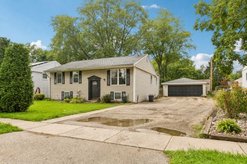 875 Larkdale Row, Wauconda, IL, 60084 | Card Image