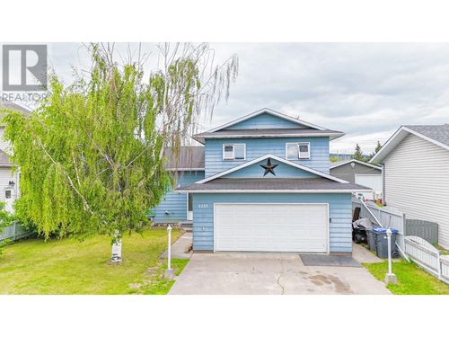 1537 109 Ave, Dawson Creek, BC, V1G2V3 | Card Image