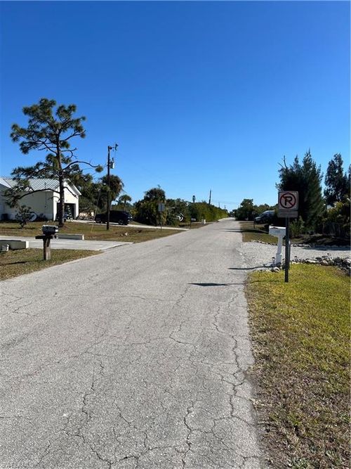 3500 Tropical Point Dr, Saint James City, FL, 33956-2564 | Card Image