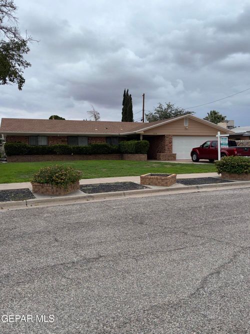 1278 Sunburst Dr, El Paso, TX, 79925-3911 | Card Image