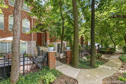 755 Prescott Ct, Naperville, IL, 60563-2484 | Card Image