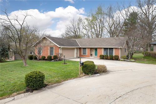 1106 Mockingbird Ct, Saint Joseph, MO, 64506-3324 | Card Image